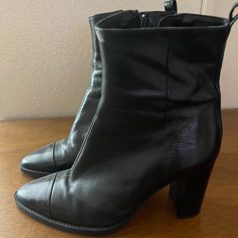 Zara basic black boot size 37